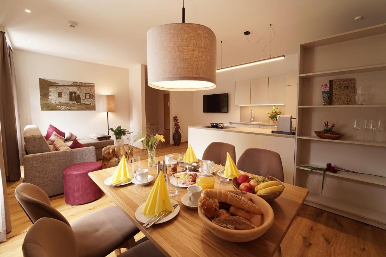Adler Alpen Apartments Schruns Bagian luar foto